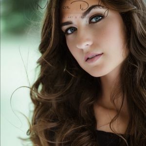 Meet your Posher, Ellie